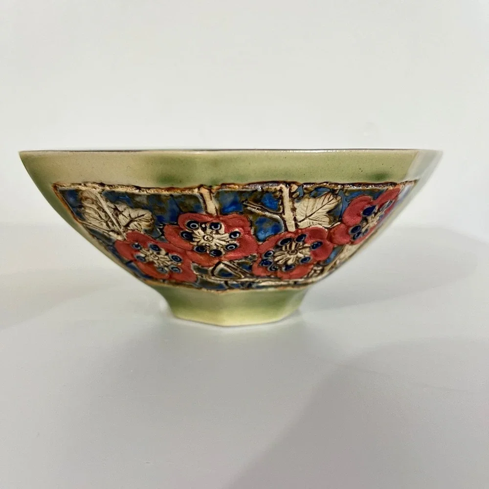 Malaysia Handicraft‎ Pottery Bowl Red Poppies Blue Accents Octagonal Shape